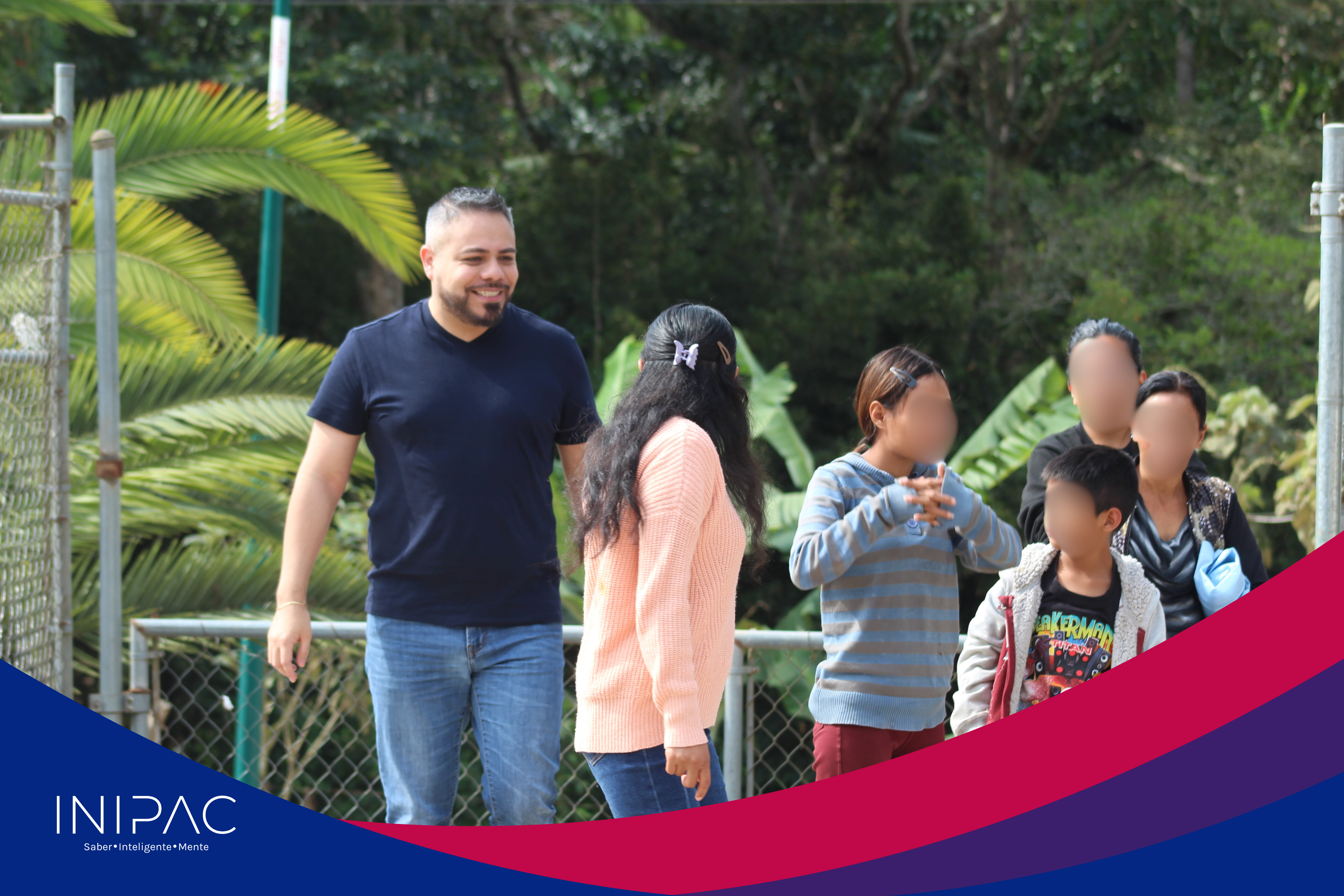 Entrega de Juguetes en Comunidades de la Periferia de Xalapa